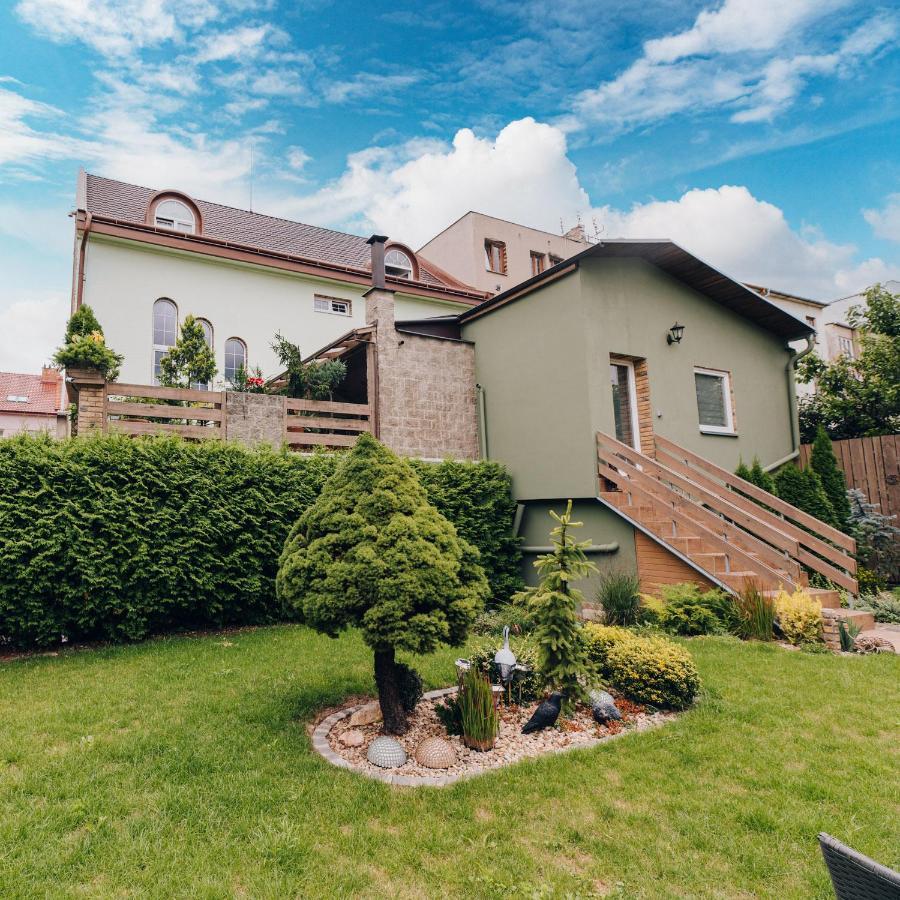 Villa Jkc Brno Bagian luar foto